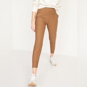 Old Navy High-Waisted Powersoft 7/8 Joggers